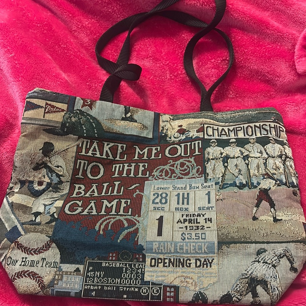 Danny K. Baseball Print‎ Shoulder Bag.